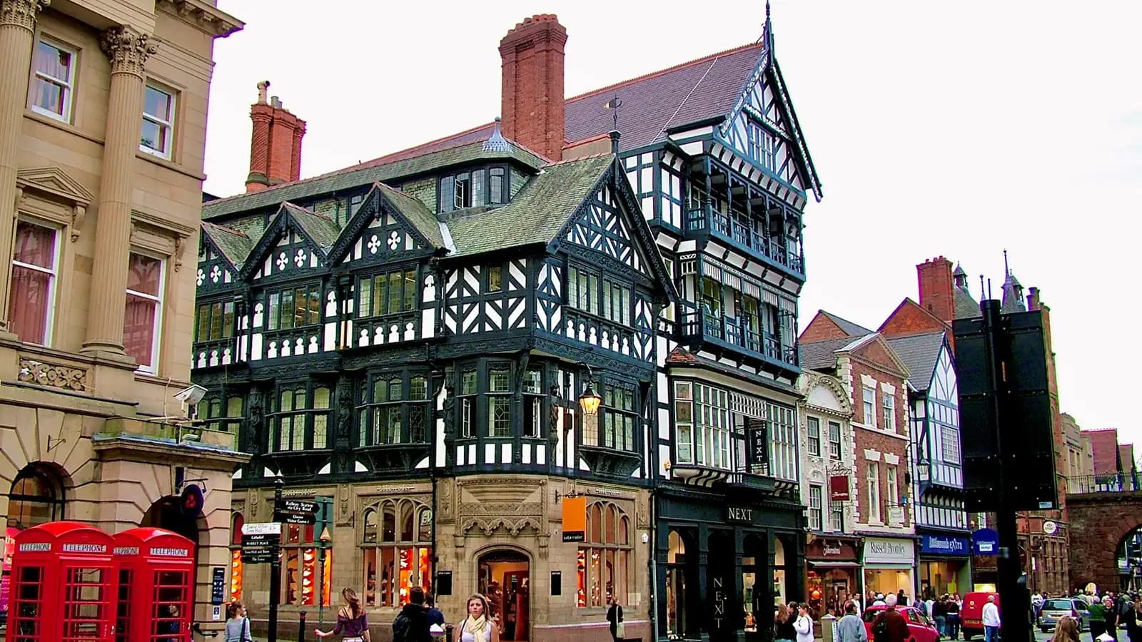 Hen party accommodation near Chester, Cheshire