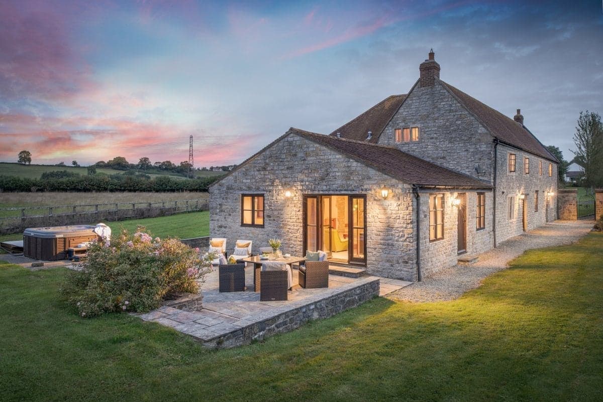Hen Party Hen House | Hedge Lane - view 1