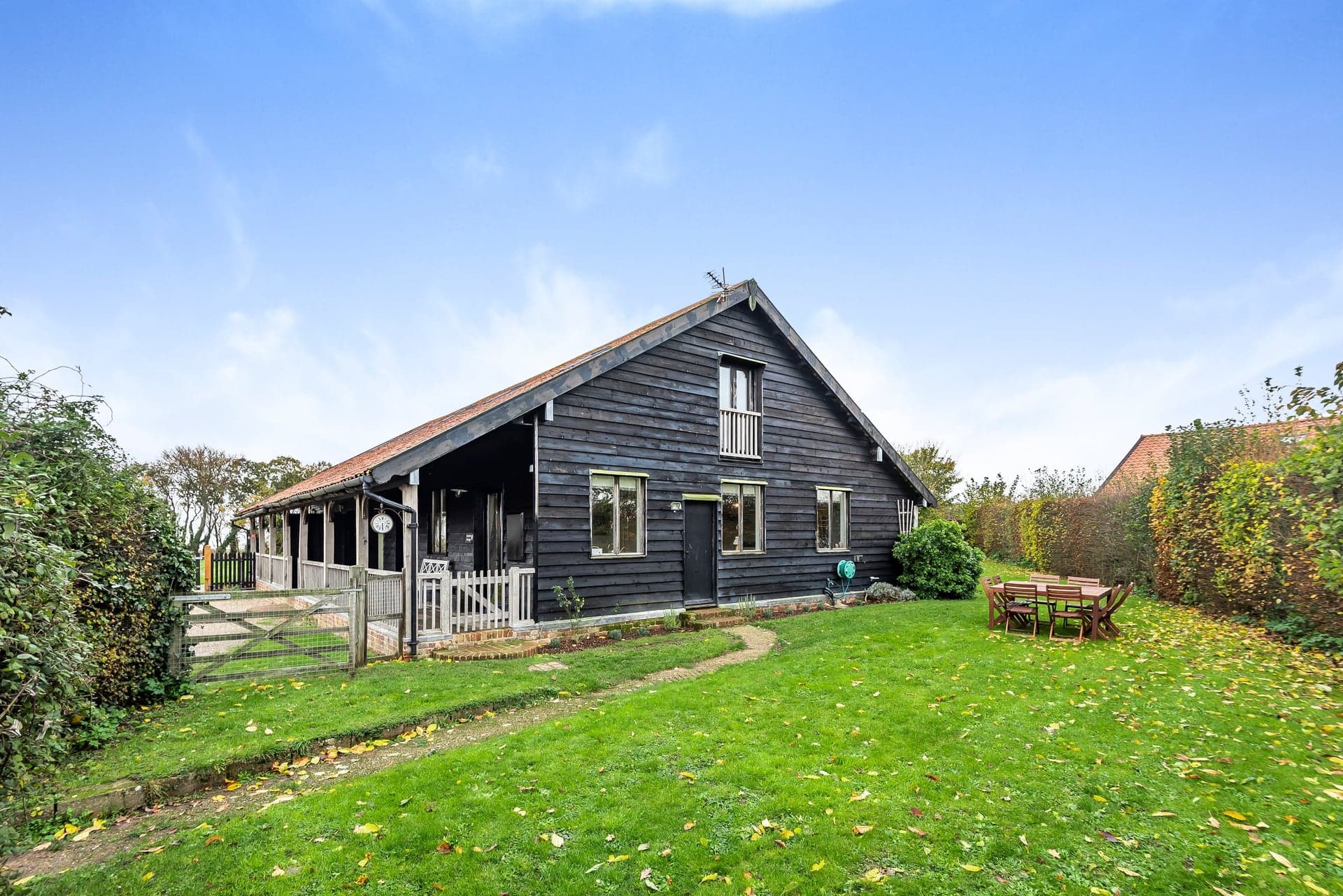 Samphire Cottage - photo 1