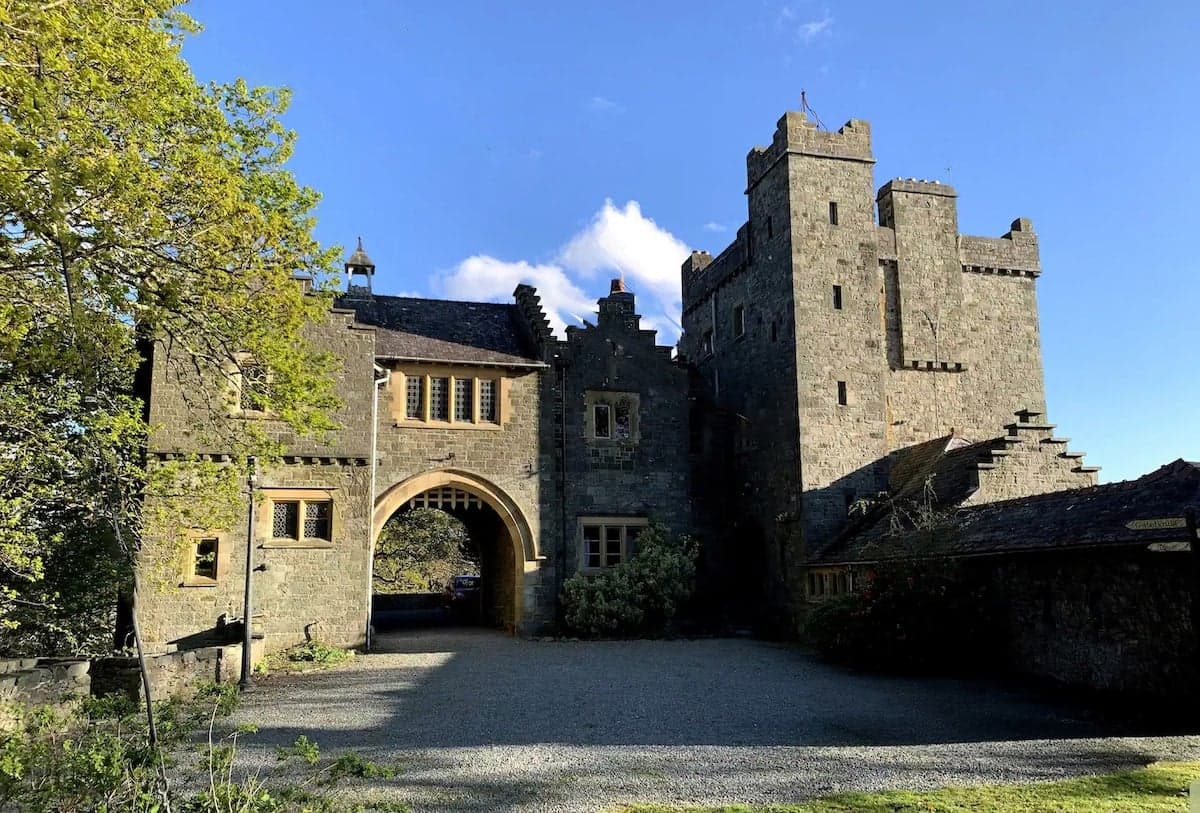 Plas Mynach, Barmouth, Gwynedd - view 1